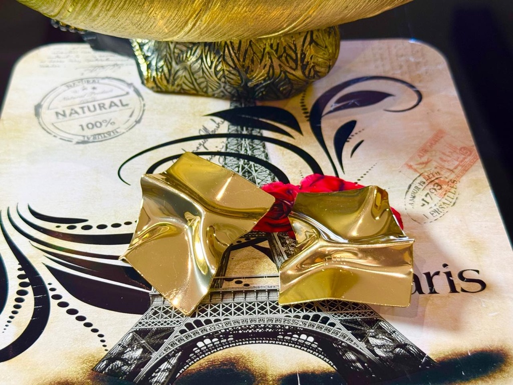 Paper Fold Statement